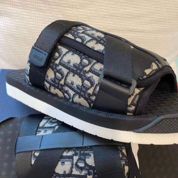 Dior alpha men and women slides main image 5